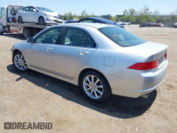 ✅ 2008 Acura TSX • VIN: JH4CL96808C020554 • Lot: 42311508. Listed on IAAI with 143,701 mi. Free auction sales archive from the USA and detailed vehicle history report at DreamBid. Image 3.
