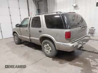 2004 Chevrolet Blazer LS with VIN 1GNDT13X54K126718, listed as a IAAI auction lot 43332890 with 201,409 mi miles and . Bid and sale history available at DreamBid. Image 3.