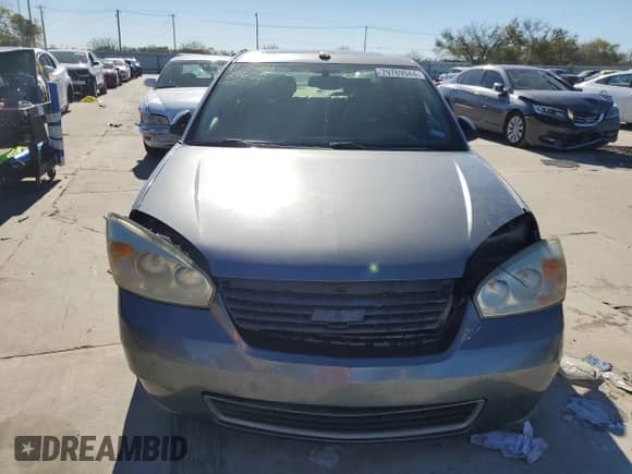 ✅ 2004 Chevrolet Malibu LT • VIN: 1G1ZU54824F193708 • Lot: 79789944. Wystawiony na Copart z przebiegiem 239 040 mil mil. Skorzystaj z bezpłatnego archiwum sprzedaży aukcyjnych z USA i zobacz szczegółowy raport historii pojazdu na DreamBid. Zdjęcie 5.