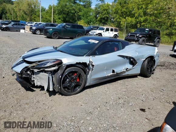 ✅ 2021 Chevrolet Corvette 3LT • VIN: 1G1YC3D40M5124408 • Лот: 70437795. Опубликован ранее на Copart с пробегом 5 352 миль. Бесплатный доступ к архиву аукционных продаж из США и подробный отчёт об истории автомобиля на DreamBid. Изображение 1.