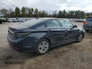 2014 Hyundai Sonata GLS z VIN 5NPEB4AC5EH837921, wystawiony jako Copart lot #89513865 z przebiegiem 168 162 mil mil oraz Szkoda całkowita • Salvage title. Historia ofert i sprzedaży dostępna na DreamBid. Obrazek 3.
