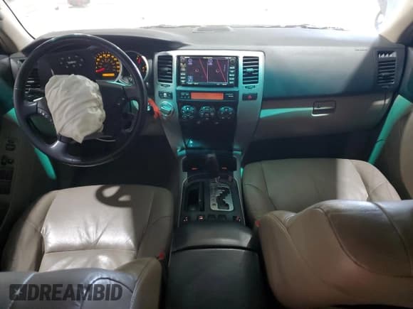 ✅ 2008 Toyota 4Runner Limited • VIN: JTEBU17R58K031845 • Лот: 91036895. Опубликован ранее на Copart с пробегом 239 118 миль. Бесплатный доступ к архиву аукционных продаж из США и подробный отчёт об истории автомобиля на DreamBid. Изображение 8.