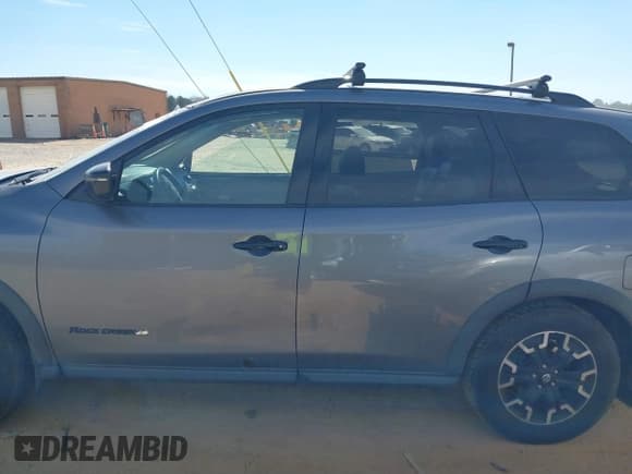 ✅ 2019 Nissan Pathfinder S • VIN: 5N1DR2MM3KC623917 • Lot: 41661193. Listed on IAAI with 92,345 mi. Free auction sales archive from the USA and detailed vehicle history report at DreamBid. Image 14.