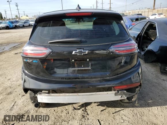 ✅ 2023 Chevrolet Bolt EV 2LT • VIN: 1G1FX6S02P4115703 • Lot: 45595525. Wystawiony na Copart z przebiegiem 20 226 mil. Bezpłatny archiwum sprzedaży aukcyjnych z USA i szczegółowy raport historii pojazdu na DreamBid. Zdjęcie 6.