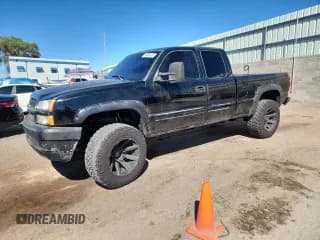 ✅ 2003 Chevrolet Silverado 2500HD LT • VIN: 1GCHK29G73E242218 • Lot: 84238325. Wystawiony na Copart z przebiegiem 165 765 mil. Bezpłatny archiwum sprzedaży aukcyjnych z USA i szczegółowy raport historii pojazdu na DreamBid. Zdjęcie 1.