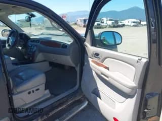 ✅ 2007 Chevrolet Silverado 1500 LTZ • VIN: 3GCEK13M47G550246 • Lot: 42609840. Wystawiony na IAAI z przebiegiem 153 639 mil. Bezpłatny archiwum sprzedaży aukcyjnych z USA i szczegółowy raport historii pojazdu na DreamBid. Zdjęcie 5.