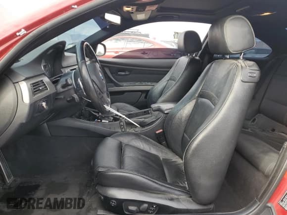 ✅ 2012 BMW 3 Series 335is • VIN: WBAKG1C53CE839842 • Lot: 86601064. Wystawiony na Copart z przebiegiem 103 694 mil. Bezpłatny archiwum sprzedaży aukcyjnych z USA i szczegółowy raport historii pojazdu na DreamBid. Zdjęcie 7.