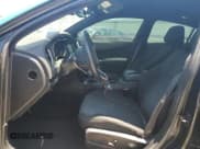 ✅ 2016 Dodge Charger R/T • VIN: 2C3CDXCT9GH174451 • Lot: 60707664. Wystawiony na Copart z przebiegiem 77 178 mil. Bezpłatny archiwum sprzedaży aukcyjnych z USA i szczegółowy raport historii pojazdu na DreamBid. Zdjęcie 7.