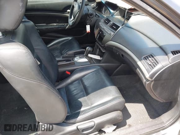 ✅ 2011 Honda Accord EX-L • VIN: 1HGCS2B80BA003002 • Лот: 42550367. Опубликован ранее на IAAI с пробегом 141 921 миль. Бесплатный доступ к архиву аукционных продаж из США и подробный отчёт об истории автомобиля на DreamBid. Изображение 5.