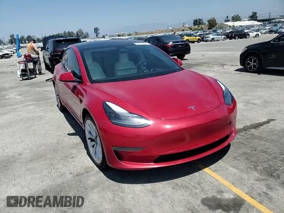 ✅ 2023 Tesla Model 3 • VIN: 5YJ3E1EA5PF514198 • Lot: 56013625. Wystawiony na Copart z przebiegiem 65 049 mil. Bezpłatny archiwum sprzedaży aukcyjnych z USA i szczegółowy raport historii pojazdu na DreamBid. Zdjęcie 13.