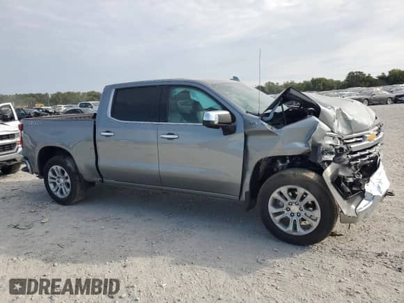 2025 Chevrolet Silverado 1500 LTZ with VIN 2GCUKGED0S1115169, listed as a Copart auction lot 71865045 with 12,571 mi miles and Salvage title. Bid and sale history available at DreamBid. Image 4.