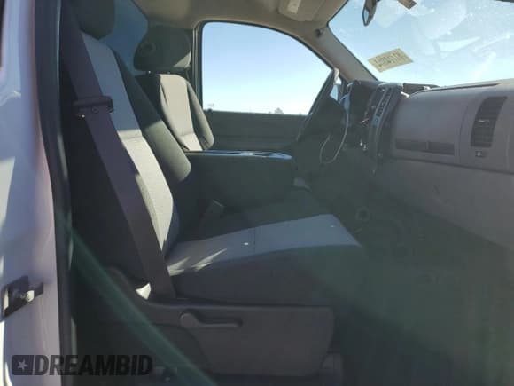 ✅ 2008 Chevrolet Silverado 1500 Work Truck • VIN: 1GCEC14088Z253894 • Lot: 81724804. Wystawiony na Copart z przebiegiem 100 025 mil. Bezpłatny archiwum sprzedaży aukcyjnych z USA i szczegółowy raport historii pojazdu na DreamBid. Zdjęcie 10.