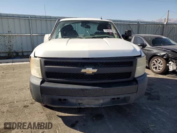 2008 Chevrolet Silverado 1500 Work Truck with VIN 1GCEC14C48E127761, listed as a Copart auction lot 75652164 with 148,320 mi miles and Salvage title. Bid and sale history available at DreamBid. Image 5.