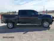 2019 Chevrolet Silverado 1500 LT z VIN 3GCUYDED7KG120227, wystawiony jako IAAI lot #38877247 z przebiegiem 102 592 mil mil oraz . Historia ofert i sprzedaży dostępna na DreamBid. Obrazek 14.