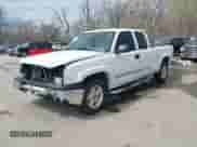 2004 Chevrolet Silverado 1500 with VIN 2GCEK19T541307676, listed as a IAAI auction lot 41864501 with 220,593 mi miles and . Bid and sale history available at DreamBid. Image 18.