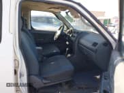 ✅ 2002 Nissan Xterra XE • VIN: 5N1ED28T12C522606 • Lot: 43658163. Wystawiony na IAAI z przebiegiem 196 363 mil. Bezpłatny archiwum sprzedaży aukcyjnych z USA i szczegółowy raport historii pojazdu na DreamBid. Zdjęcie 5.