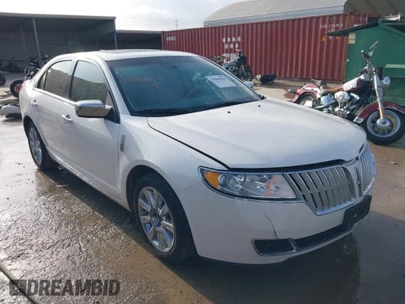 ✅ 2011 Lincoln MKZ • VIN: 3LNHL2GC8BR753361 • Лот: 43800646. Опубликован ранее на IAAI с пробегом 172 956 миль. Бесплатный доступ к архиву аукционных продаж из США и подробный отчёт об истории автомобиля на DreamBid. Изображение 1.