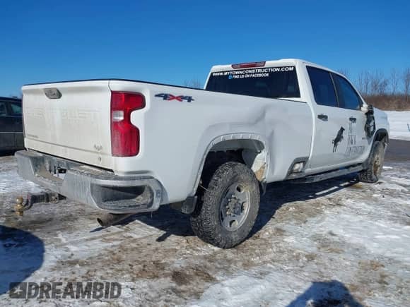 2020 Chevrolet Silverado 2500HD Work Truck with VIN 1GC1YLE70LF297678, listed as a IAAI auction lot 41418897 with 126,320 mi miles and . Bid and sale history available at DreamBid. Image 4.