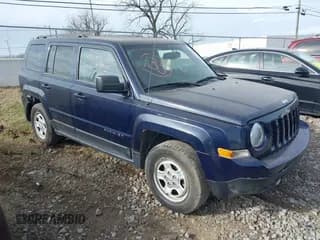 ✅ 2017 Jeep Patriot Sport • VIN: 1C4NJPBA5HD211846 • Lot: 43916657. Listed on IAAI with 51,915 mi. Free auction sales archive from the USA and detailed vehicle history report at DreamBid. Image 1.
