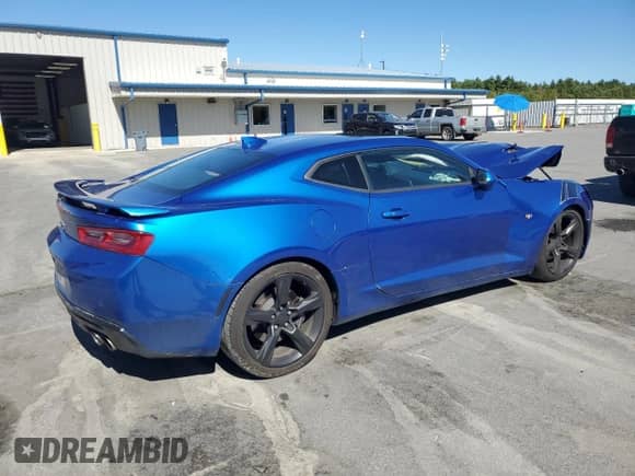 ✅ 2018 Chevrolet Camaro 2SS • VIN: 1G1FH1R7XJ0142312 • Lot: 81422905. Wystawiony na Copart z przebiegiem 114 477 mil. Bezpłatny archiwum sprzedaży aukcyjnych z USA i szczegółowy raport historii pojazdu na DreamBid. Zdjęcie 3.