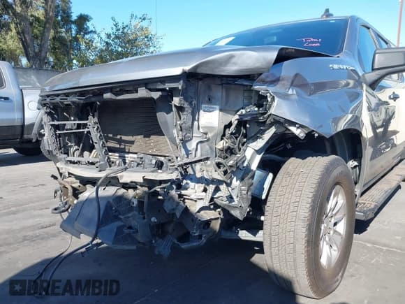 ✅ 2019 Chevrolet Silverado 1500 LT • VIN: 3GCPYDEK1KG242867 • Lot: 41342133. Wystawiony na IAAI z przebiegiem 119 442 mil. Bezpłatny archiwum sprzedaży aukcyjnych z USA i szczegółowy raport historii pojazdu na DreamBid. Zdjęcie 6.