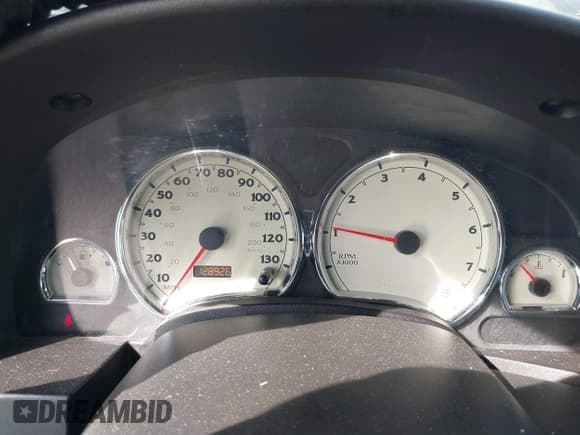 ✅ 2007 Saturn VUE V6 • VIN: 5GZCZ534X7S870415 • Lot: 41686674. Wystawiony na IAAI z przebiegiem 128 926 mil. Bezpłatny archiwum sprzedaży aukcyjnych z USA i szczegółowy raport historii pojazdu na DreamBid. Zdjęcie 7.