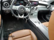✅ 2019 Mercedes-Benz C 300 • VIN: WDDWJ8DB9KF779597 • Lot: 62005655. Wystawiony na Copart z przebiegiem 64 185 mil. Bezpłatny archiwum sprzedaży aukcyjnych z USA i szczegółowy raport historii pojazdu na DreamBid. Zdjęcie 8.