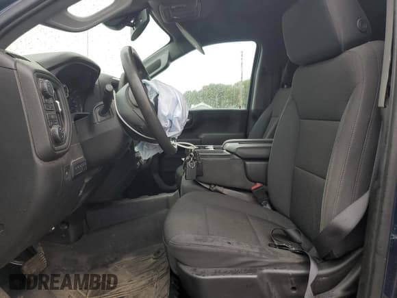 ✅ 2021 Chevrolet Silverado 2500HD Custom • VIN: 1GC4YME75MF234399 • Лот: 85123915. Опубликован ранее на Copart с пробегом Не указан. Бесплатный доступ к архиву аукционных продаж из США и подробный отчёт об истории автомобиля на DreamBid. Изображение 7.