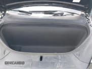 ✅ 2022 Tesla Model X • VIN: 7SAXCDE56NF339696 • Lot: 42481643. Wystawiony na IAAI z przebiegiem 25 934 mil. Bezpłatny archiwum sprzedaży aukcyjnych z USA i szczegółowy raport historii pojazdu na DreamBid. Zdjęcie 10.