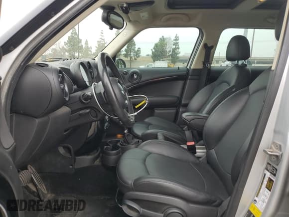 ✅ 2013 MINI Countryman S • VIN: WMWZC3C59DWP24132 • Lot: 59914095. Listed on Copart with 98,318 mi. Free auction sales archive from the USA and detailed vehicle history report at DreamBid. Image 7.