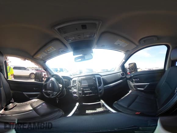 ✅ 2017 Nissan Titan SV • VIN: 1N6AA1E55HN551578 • Lot: 42392063. Listed on IAAI with 123,077 mi. Free auction sales archive from the USA and detailed vehicle history report at DreamBid. Image 19.