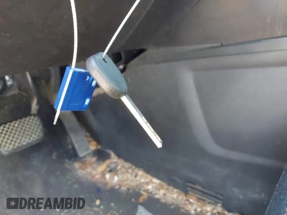 ✅ 2012 Chevrolet Equinox 1LT • VIN: 2GNALDEK1C6114654 • Lot: 43499121. Listed on IAAI with 271,891 mi. Free auction sales archive from the USA and detailed vehicle history report at DreamBid. Image 11.