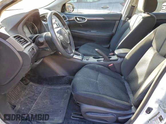 ✅ 2017 Nissan Sentra SV • VIN: 3N1AB7AP3HY381785 • Lot: 95524565. Wystawiony na Copart z przebiegiem 127 092 mil. Bezpłatny archiwum sprzedaży aukcyjnych z USA i szczegółowy raport historii pojazdu na DreamBid. Zdjęcie 7.