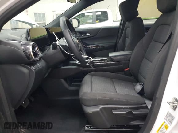 ✅ 2025 Chevrolet Equinox FWD LT • VIN: 3GNAXHEG4SL321413 • Lot: 70852855. Wystawiony na Copart z przebiegiem 15 619 mil. Bezpłatny archiwum sprzedaży aukcyjnych z USA i szczegółowy raport historii pojazdu na DreamBid. Zdjęcie 7.