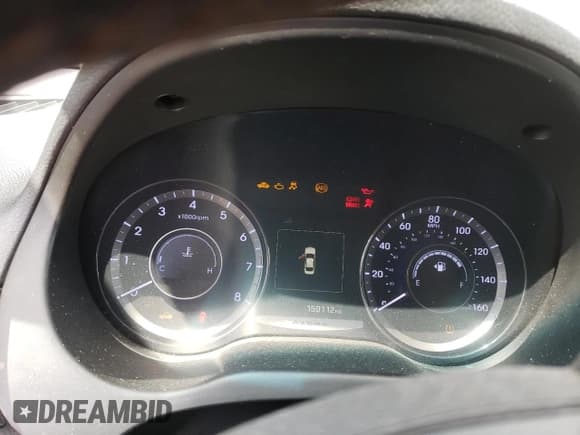 ✅ 2016 Hyundai Azera • VIN: KMHFG4JG2GA568792 • Лот: 52696315. Опубликован ранее на Copart с пробегом 159 112 миль. Бесплатный доступ к архиву аукционных продаж из США и подробный отчёт об истории автомобиля на DreamBid. Изображение 9.