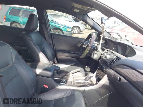 ✅ 2017 Honda Accord Sport SE • VIN: 1HGCR2F17HA048181 • Lot: 41620247. Wystawiony na IAAI z przebiegiem 83 870 mil. Bezpłatny archiwum sprzedaży aukcyjnych z USA i szczegółowy raport historii pojazdu na DreamBid. Zdjęcie 5.