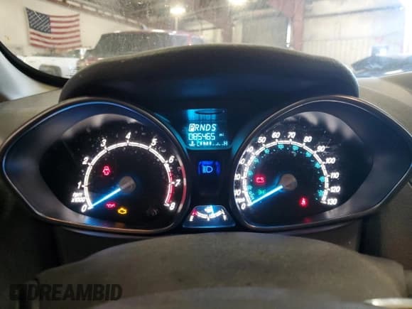 ✅ 2019 Ford Fiesta SE • VIN: 3FADP4BJ6KM103018 • Lot: 90023085. Wystawiony na Copart z przebiegiem 85 465 mil. Bezpłatny archiwum sprzedaży aukcyjnych z USA i szczegółowy raport historii pojazdu na DreamBid. Zdjęcie 9.