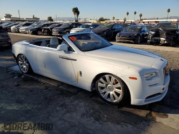 ✅ 2016 Rolls-Royce Dawn • VIN: SCA666D53GU102324 • Lot: 91021205. Listed on Copart with Not provided. Free auction sales archive from the USA and detailed vehicle history report at DreamBid. Image 4.