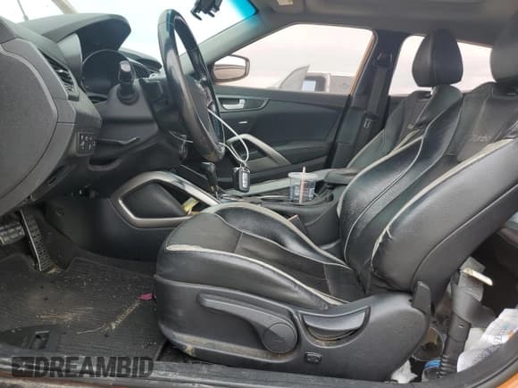 ✅ 2014 Hyundai Veloster Turbo • VIN: KMHTC6AE7EU210950 • Lot: 88154055. Wystawiony na Copart z przebiegiem 135 628 mil. Bezpłatny archiwum sprzedaży aukcyjnych z USA i szczegółowy raport historii pojazdu na DreamBid. Zdjęcie 7.