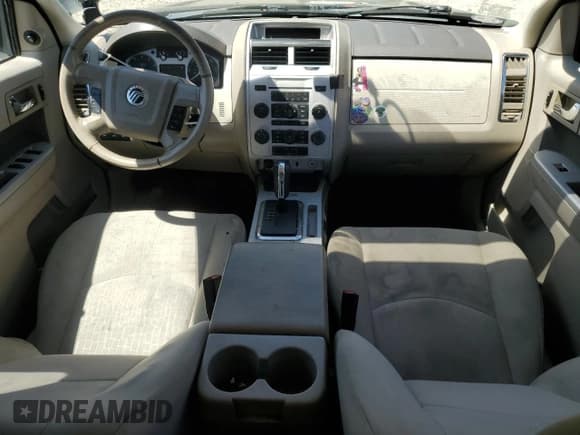 ✅ 2011 Mercury Mariner • VIN: 4M2CN9BG5BKJ01307 • Lot: 54513295. Listed on Copart with 217,960 mi. Free auction sales archive from the USA and detailed vehicle history report at DreamBid. Image 8.