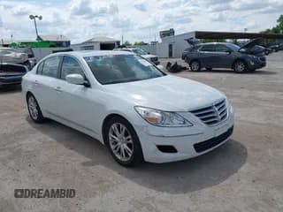 ✅ 2009 Hyundai Genesis • VIN: KMHGC46F29U050618 • Лот: 42641042. Опубликован ранее на IAAI с пробегом 155 776 миль. Бесплатный доступ к архиву аукционных продаж из США и подробный отчёт об истории автомобиля на DreamBid. Изображение 1.
