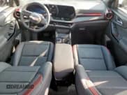 ✅ 2025 Chevrolet Equinox FWD RS • VIN: 3GNAXLEG7SL159148 • Lot: 71194425. Wystawiony na Copart z przebiegiem 5 221 mil. Bezpłatny archiwum sprzedaży aukcyjnych z USA i szczegółowy raport historii pojazdu na DreamBid. Zdjęcie 8.