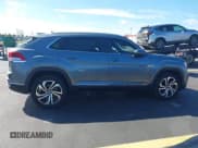 ✅ 2022 Volkswagen Atlas SEL • VIN: 1V2BC2CAXNC208665 • Lot: 43449536. Listed on IAAI with 12,693 mi. Free auction sales archive from the USA and detailed vehicle history report at DreamBid. Image 13.