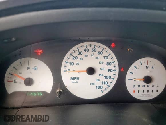 2006 Dodge Caravan SE с VIN 1D8GP25R56B673510, выставлен на аукционе Copart как лот 64731065 с пробегом 174 575 миль миль и Списание • Salvage title. История ставок и продаж доступна на DreamBid. Изображение 9.