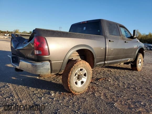 ✅ 2018 Ram 2500 Tradesman • VIN: 3C6UR5CL2JG261936 • Lot: 78529784. Listed on Copart with Not provided. Free auction sales archive from the USA and detailed vehicle history report at DreamBid. Image 4.