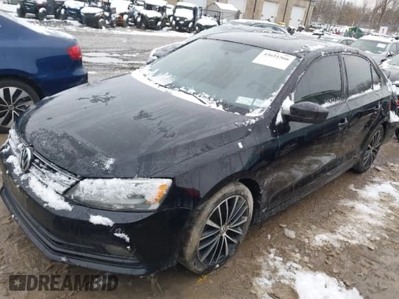 ✅ 2016 Volkswagen Jetta Sport • VIN: 3VWD17AJ3GM376307 • Лот: 43651566. Опубликован ранее на IAAI с пробегом 125 168 миль. Бесплатный доступ к архиву аукционных продаж из США и подробный отчёт об истории автомобиля на DreamBid. Изображение 2.