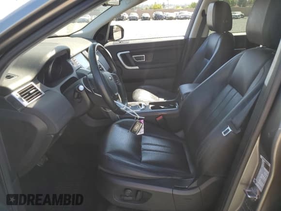 ✅ 2017 Land Rover Discovery Sport HSE • VIN: SALCR2BG8HH648202 • Lot: 82282665. Listed on Copart with 82,233 mi. Free auction sales archive from the USA and detailed vehicle history report at DreamBid. Image 7.