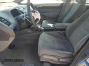 ✅ 2010 Honda Civic LX • VIN: 2HGFA1F51AH564626 • Lot: 86701215. Wystawiony na Copart z przebiegiem 216 249 mil. Bezpłatny archiwum sprzedaży aukcyjnych z USA i szczegółowy raport historii pojazdu na DreamBid. Zdjęcie 7.