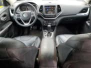 ✅ 2014 Jeep Cherokee Trailhawk • VIN: 1C4PJMBS9EW240900 • Lot: 68220965. Listed on Copart with 154,659 mi. Free auction sales archive from the USA and detailed vehicle history report at DreamBid. Image 8.