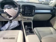 ✅ 2021 Volvo XC40 Momentum • VIN: YV4AC2HK5M2425721 • Lot: 69815252. Listed on Copart with 21,888 mi. Free auction sales archive from the USA and detailed vehicle history report at DreamBid. Image 8.